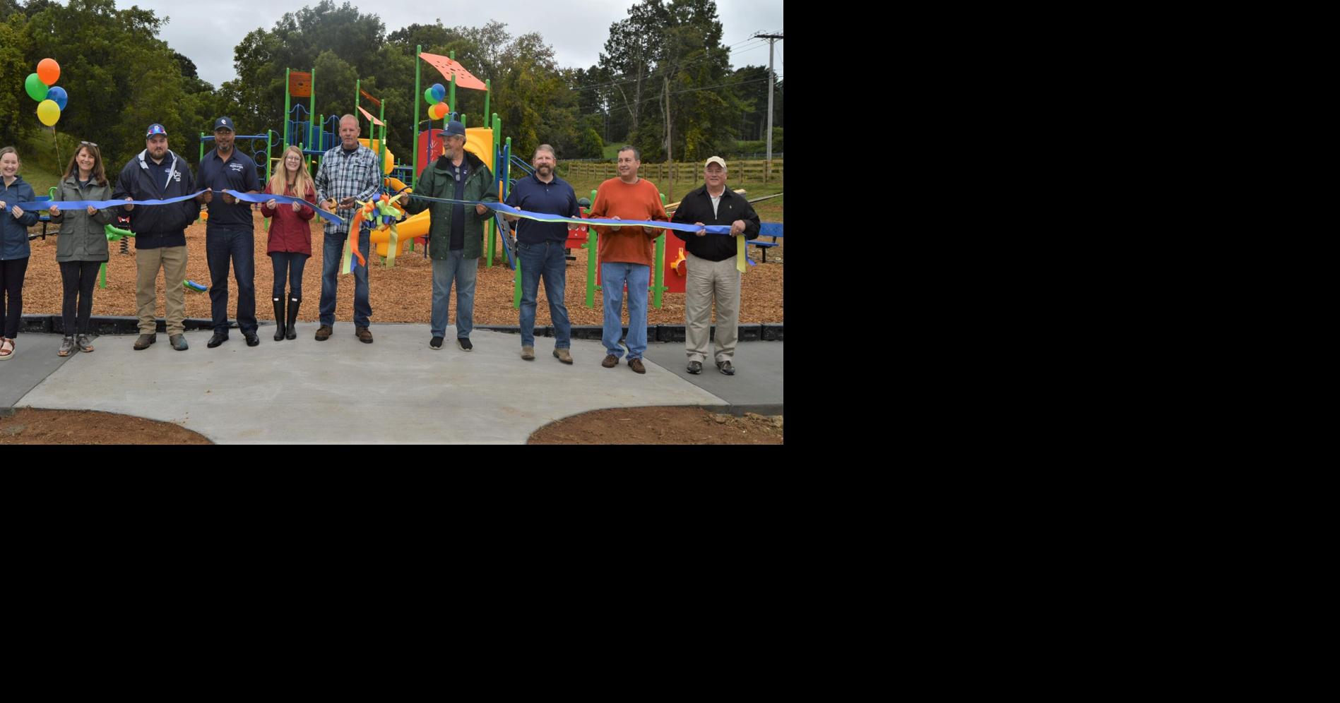 New playground now open, splash pad dedicated | | thecarrollnews.com