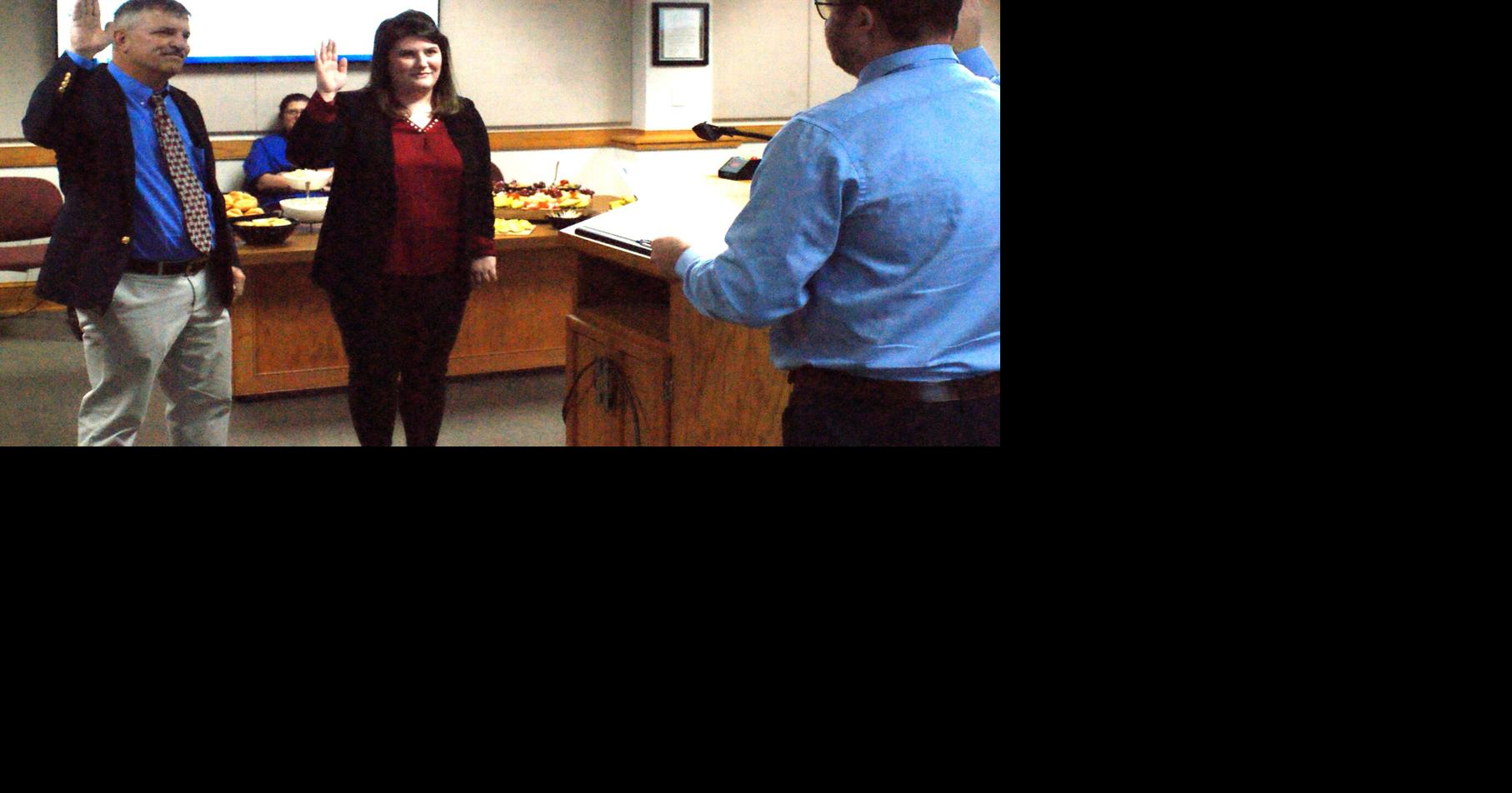 New School Board members sworn in News