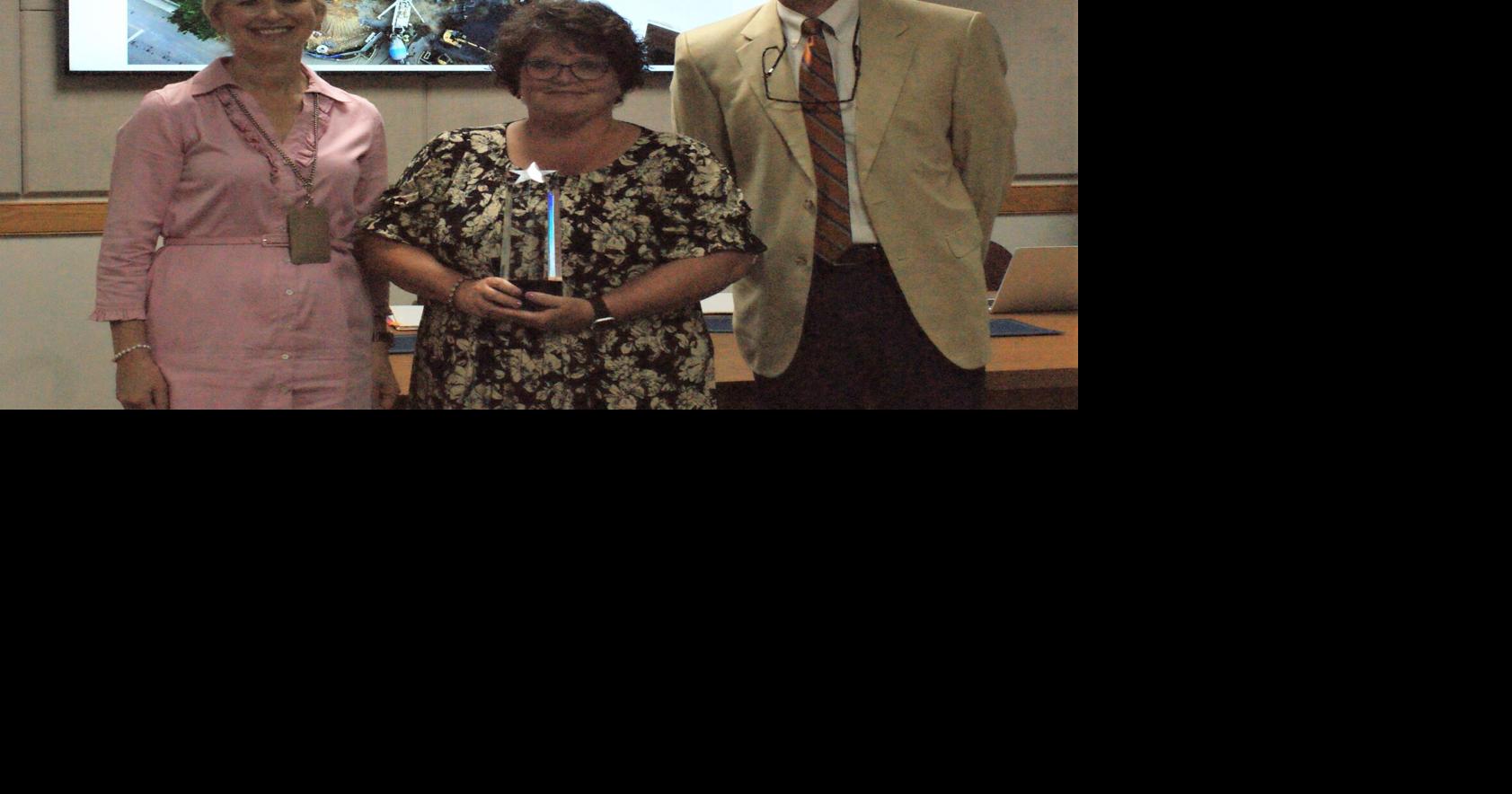 School Board announces honorees for August | News | thecarrollnews.com