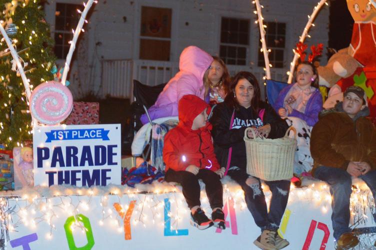 Hillsville's Christmas Parade News