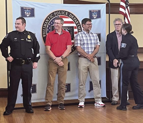 Willimantic police officers honored News(02)