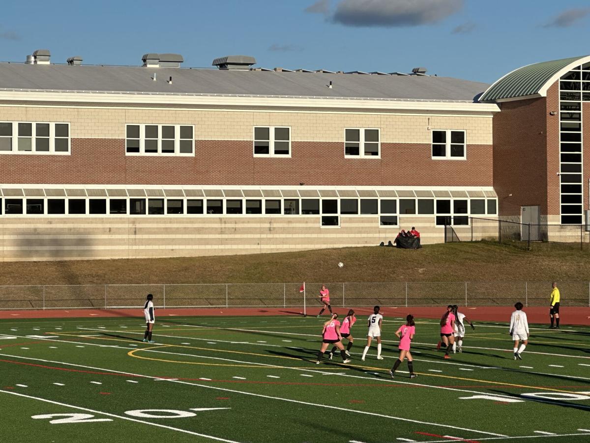E.O. Smith girls soccer nets seasonhigh 10 goals in win over East