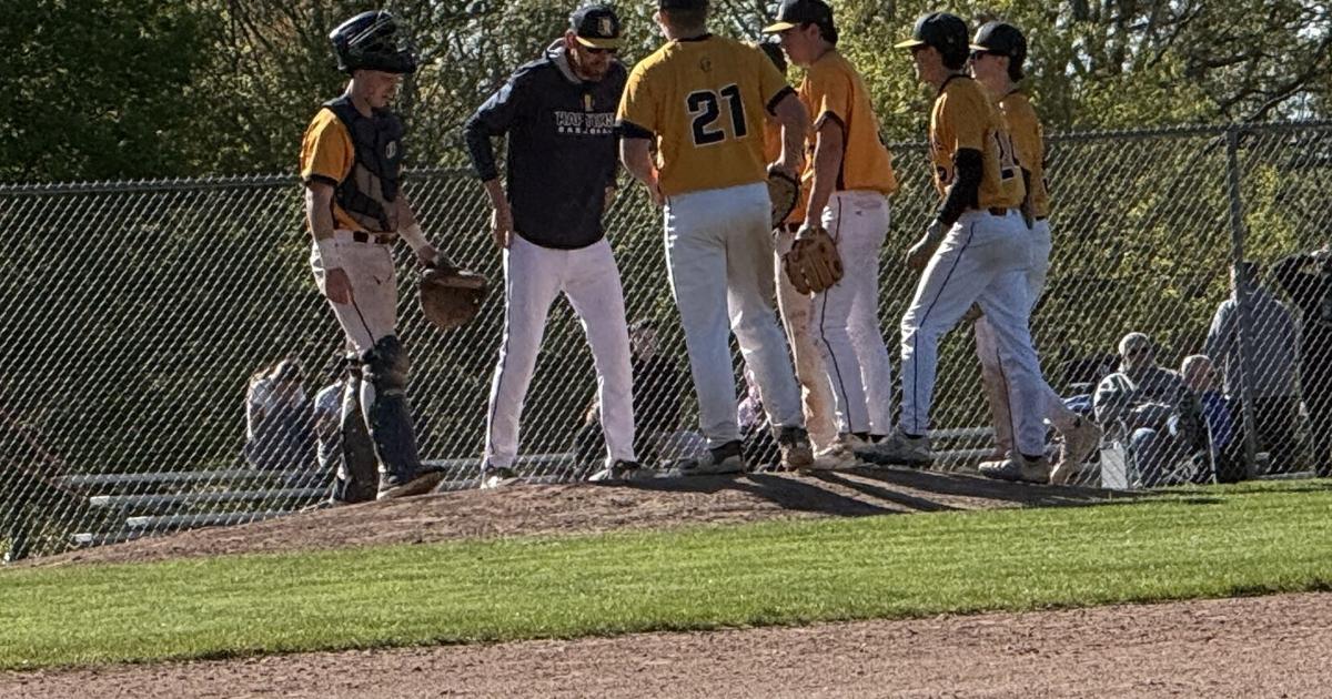 ROARING RAPTORS: RHAM baseball rallies to defeat E.O. Smith with a five-run sixth inning, extends win streak to four