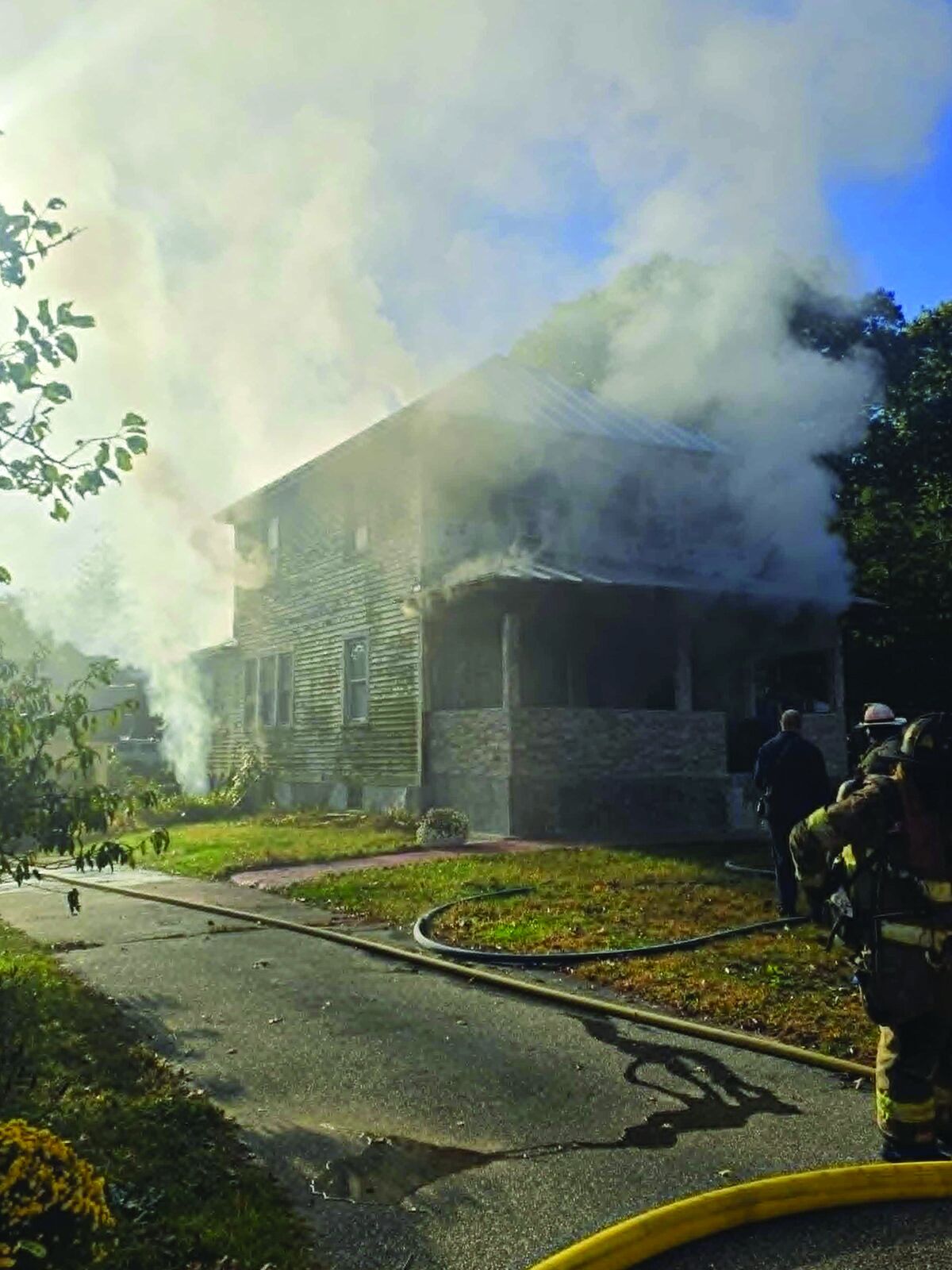 Structure fire on Fairview Street displaces family | News ...