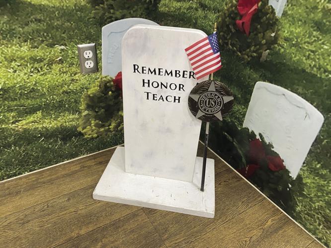 Wreaths Across America mobile exhibit comes to Willimantic News