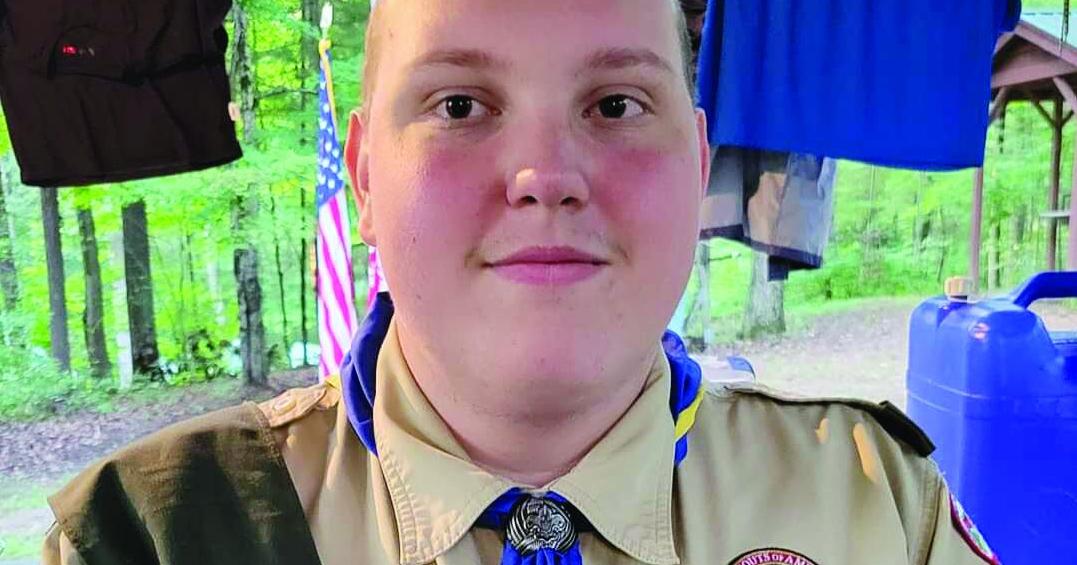 Windham Tech graduate receives Community Foundation scholarship