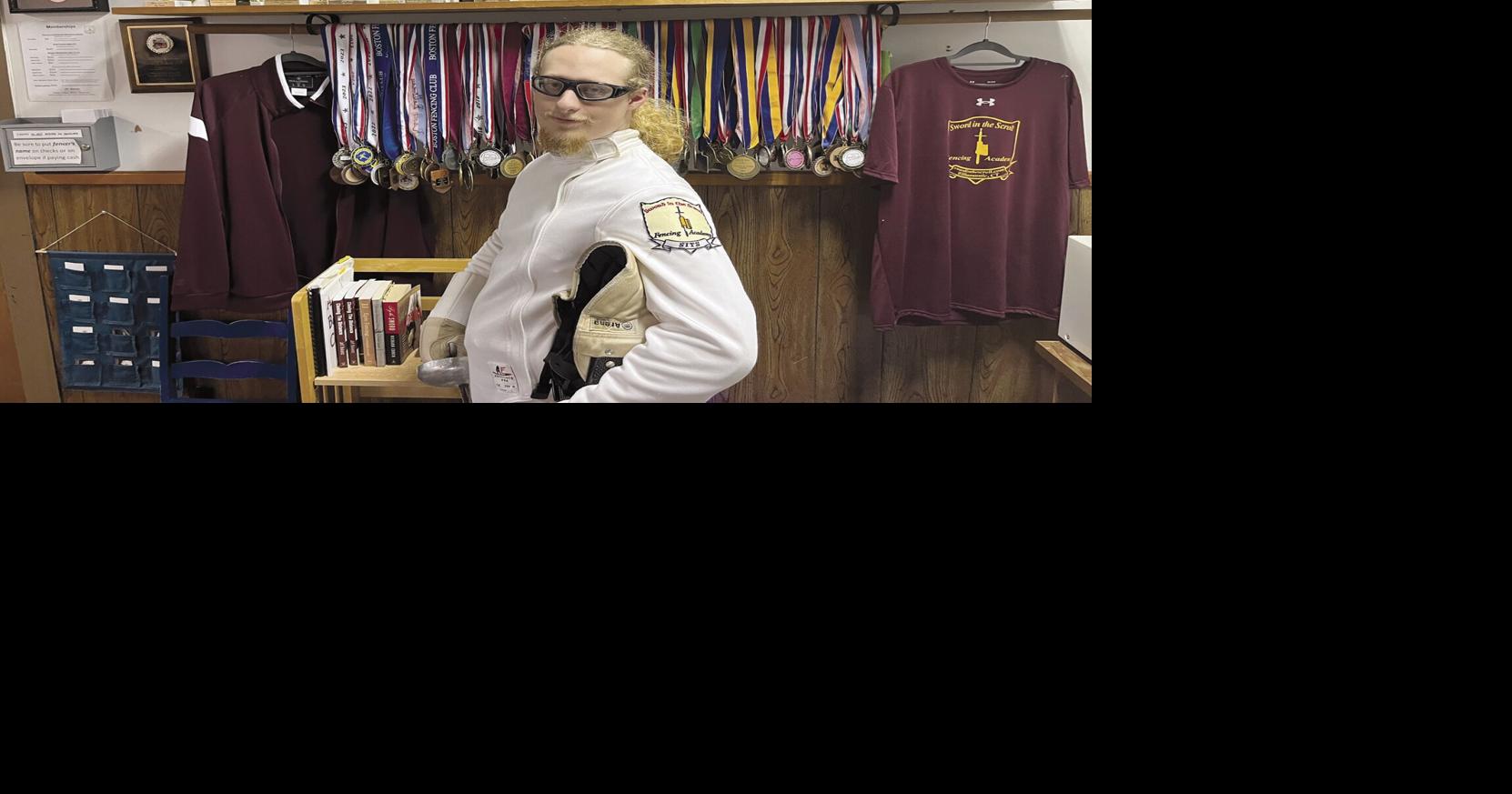 Local athletes receive scholarship for fencing News