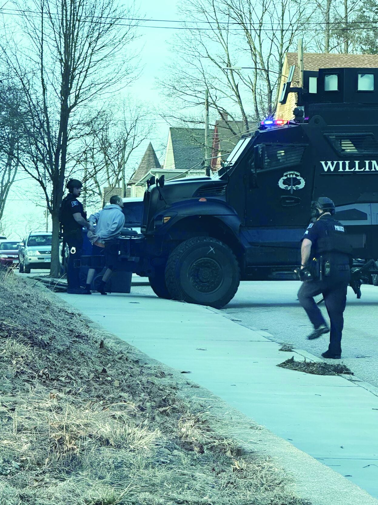 Willimantic Police deescalate incident on North Street | News ...