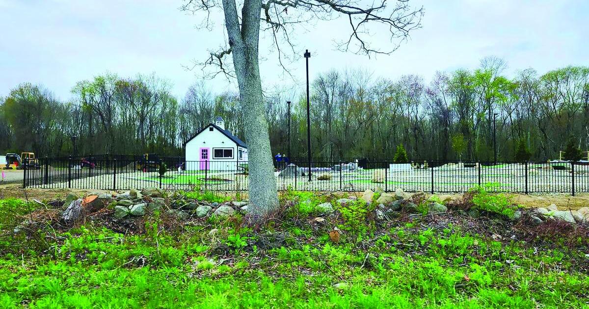Nursery and Garden Center, The Weathered Roost both open in Hebron