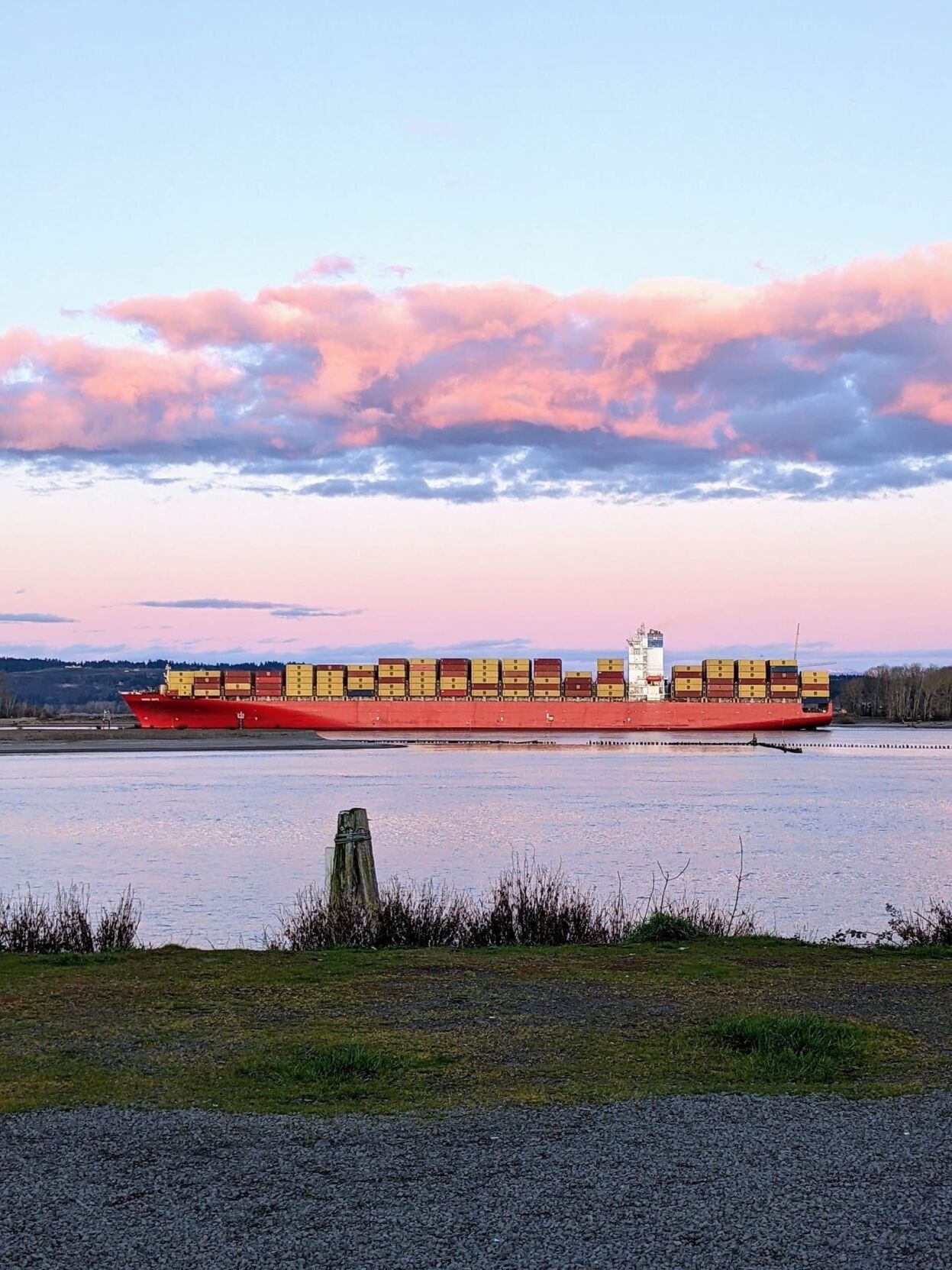 Trending / Larger than Noah's Ark: Big, big vessel on the Columbia