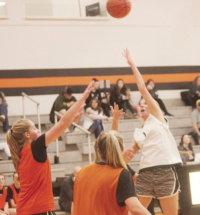 Lady Beavers Scrimmage Bears | Sports | Thecorryjournal.com