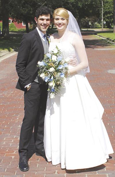 Fielding weds Koch during June ceremony | Hometown News ...