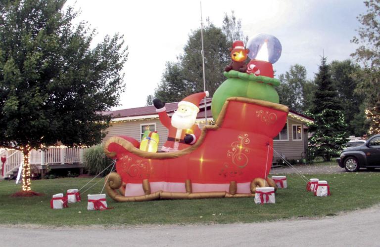 Festival of Lights brings Christmas to Corry in July News