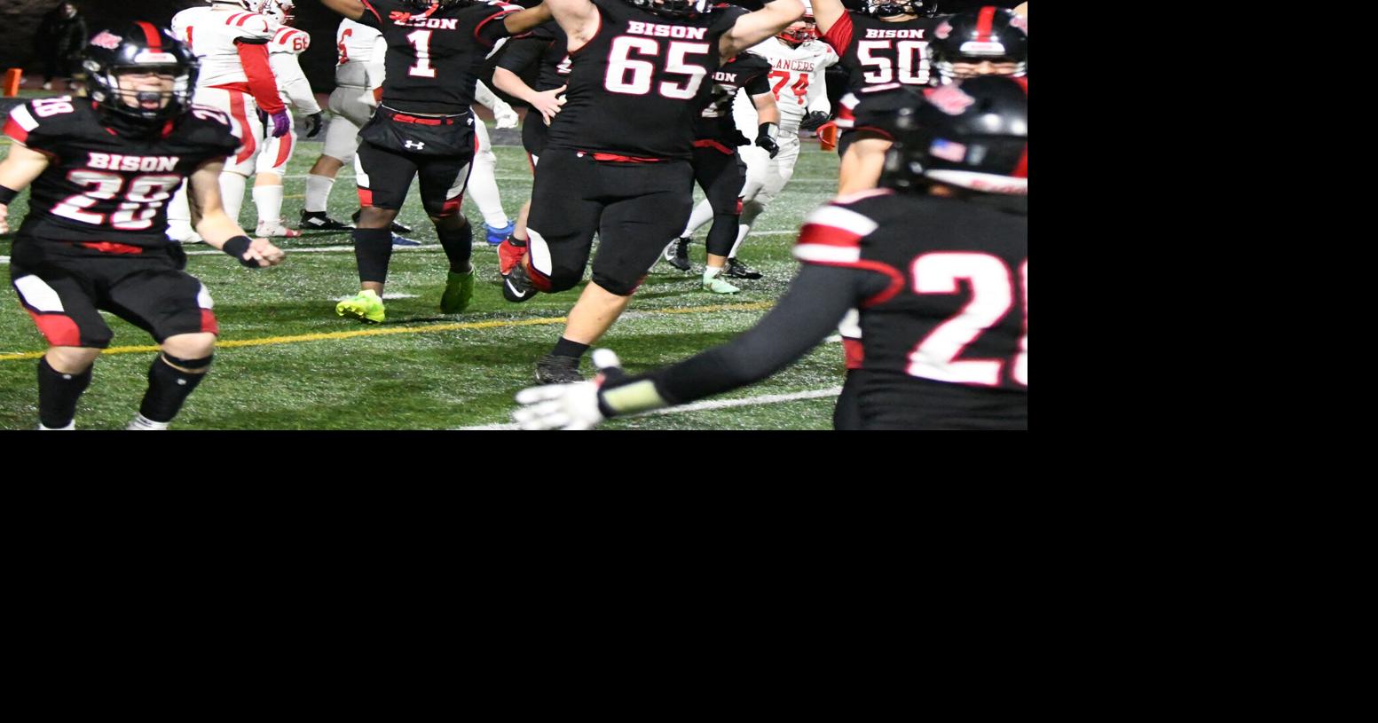 Bison edge Lancers in a thriller, 27-26 | Sports | thecourierexpress.com