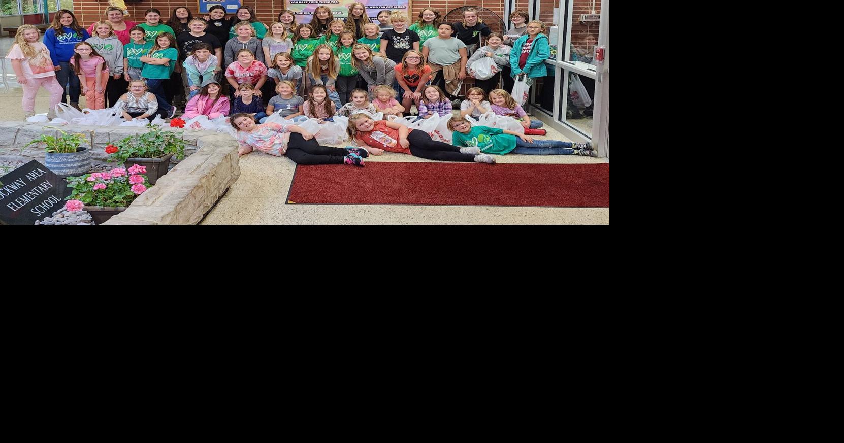 Brockway Girl Scouts collect food for school district's backpack