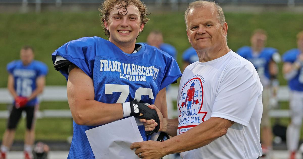 Tyler Fillhart receives scholarship from Waste Management