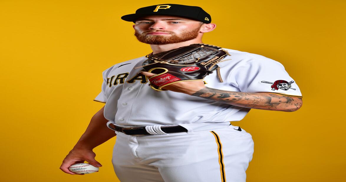 Colin Selby promoted to MLB by Pittsburgh Pirates. Roster changes