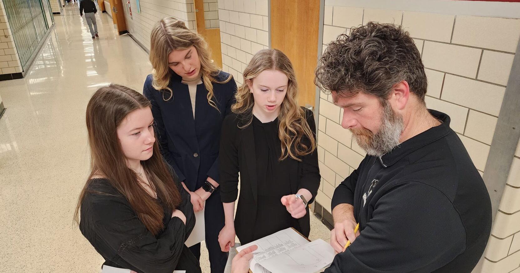 Mock interviews help Brockway students build confidence before graduation - Vimarsana News