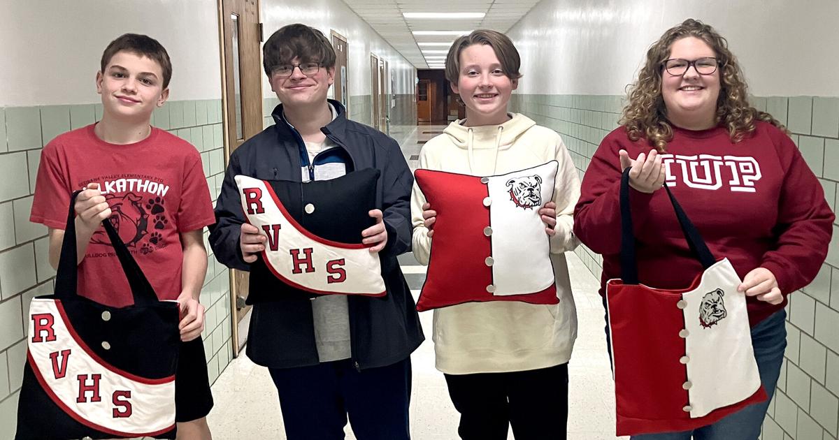 RVHS band hosts uniform pillow, tote fundraiser | News ...