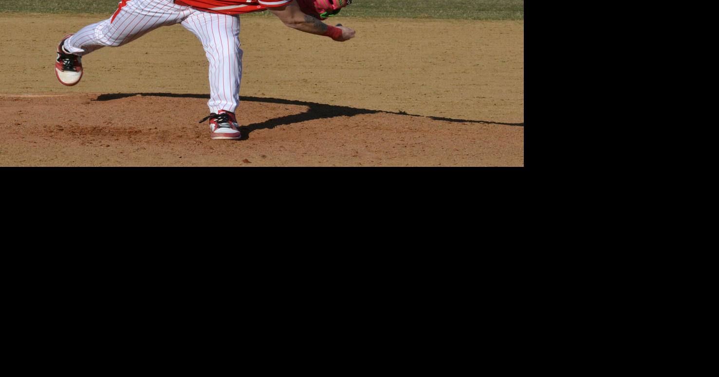 Chucks march to 14-3 rout of Raiders | Baseball | thecourierexpress.com