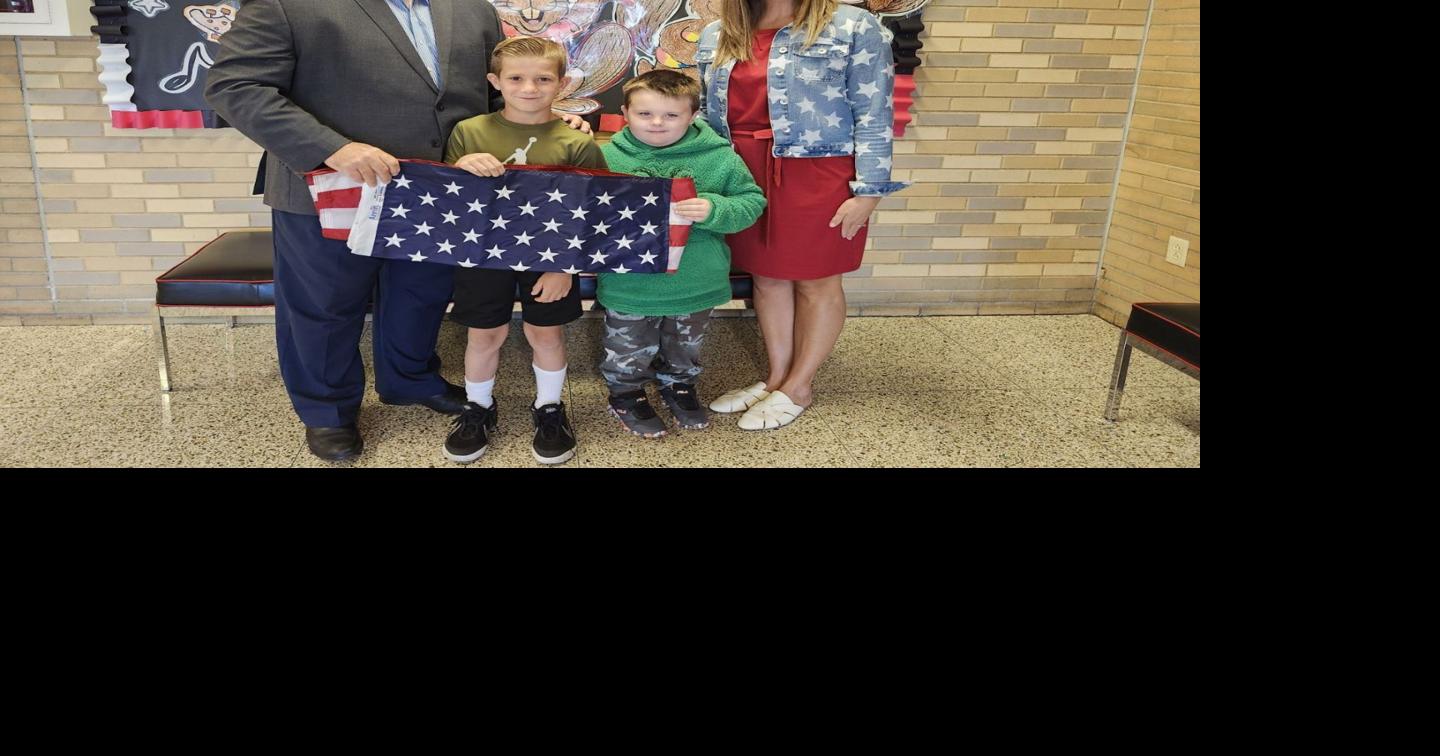 State representative presents flag | Lifestyle | thecourierexpress.com