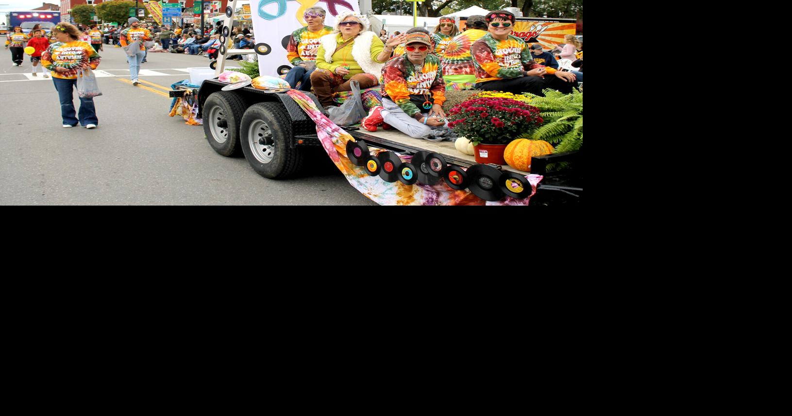 LV VIDEO Autumn Leaf Festival Parade News