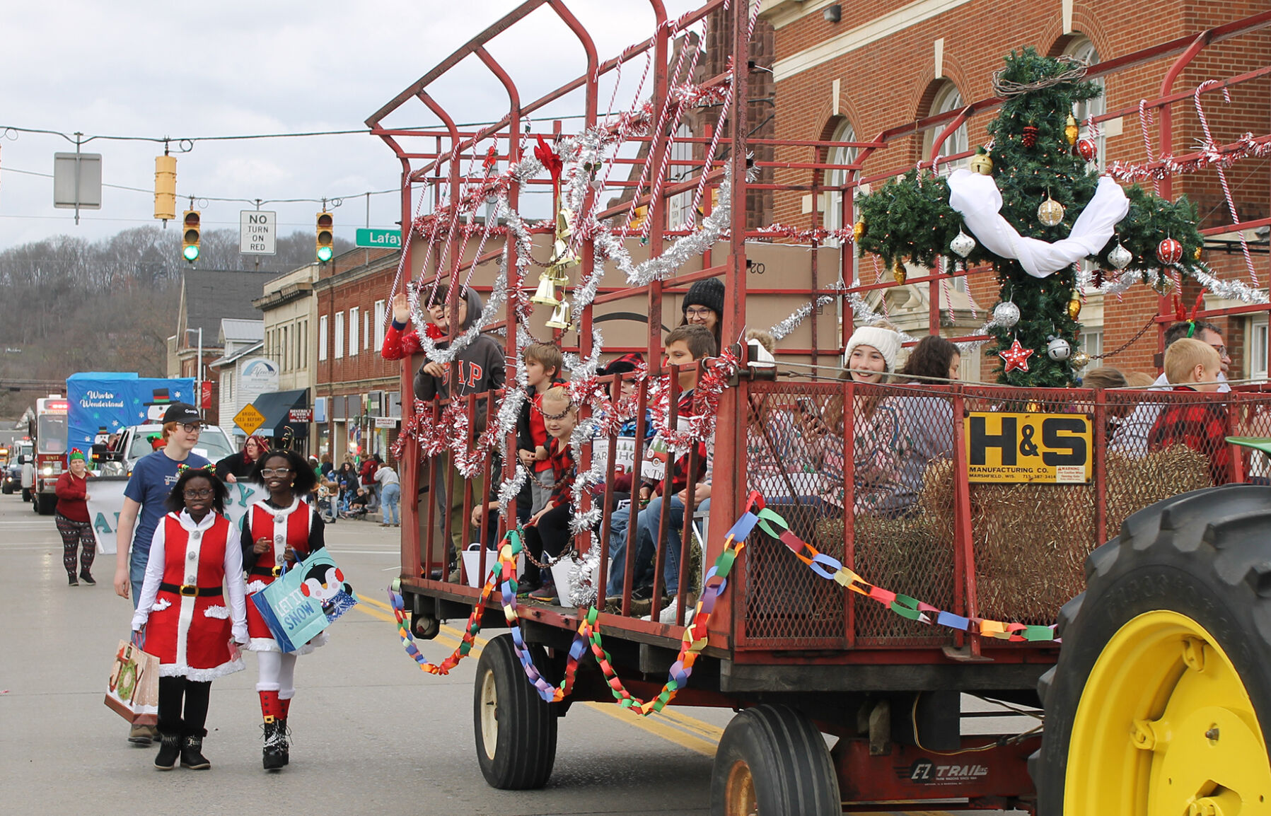 LV VIDEO New Bethlehem Christmas Parade News