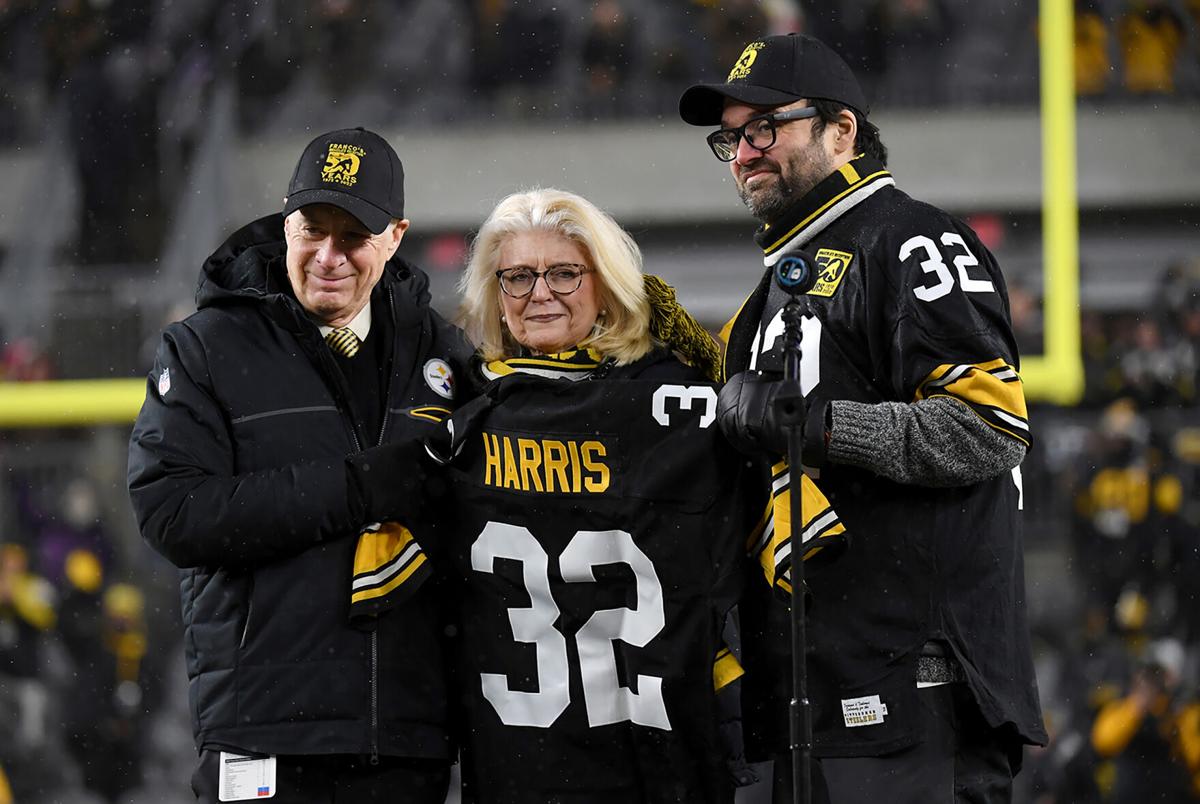 Steelers to retire Franco Harris' No. 32 on Christmas Eve 