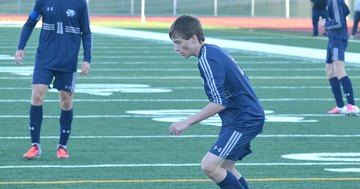 Soccer playoffs: Raiders kicked off