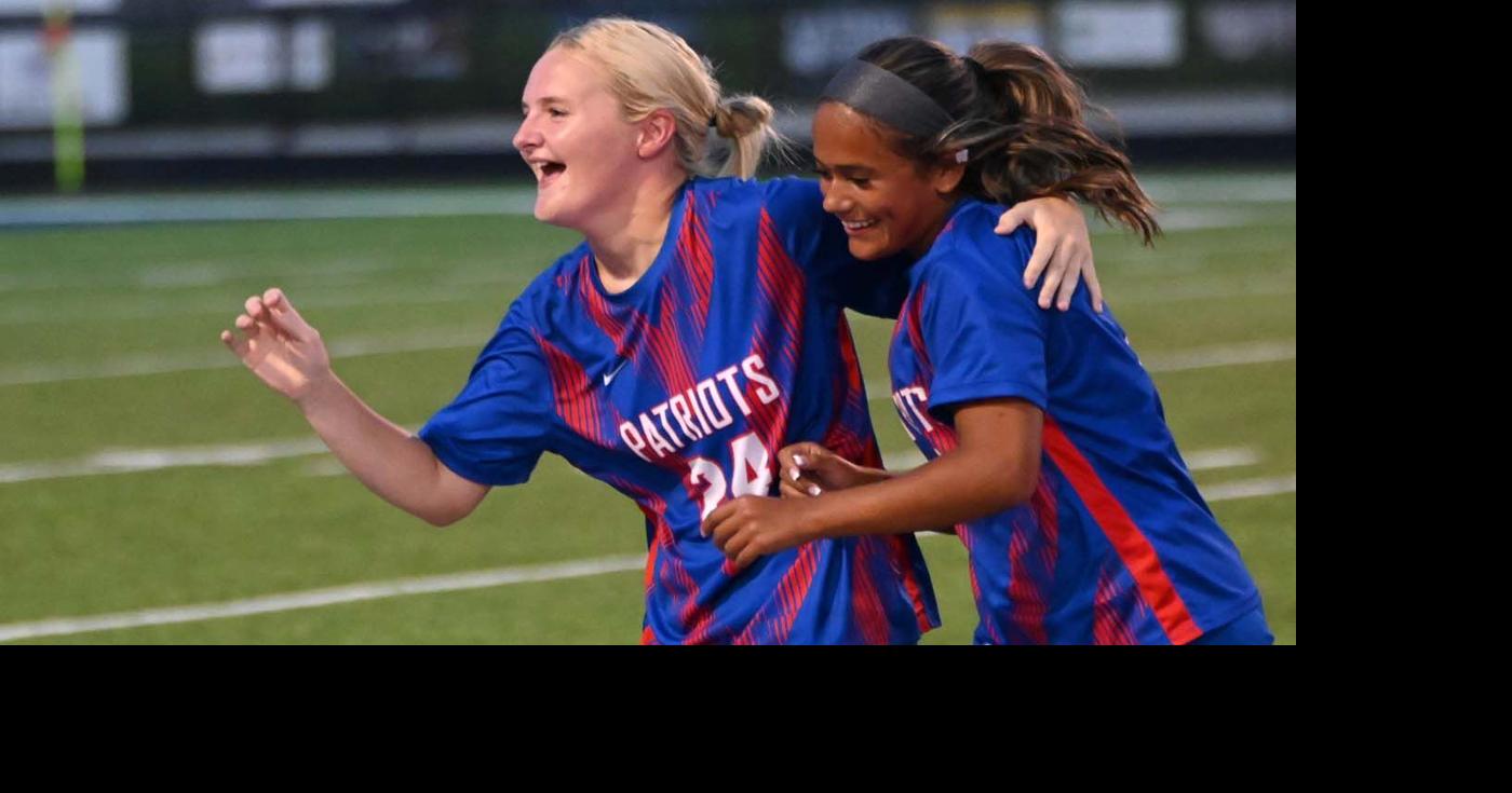 Gaucin scores 1st; DeHoff and Lloyd each record hat tricks