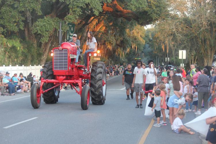 Sugar Cane Festival parades roll through New Iberia