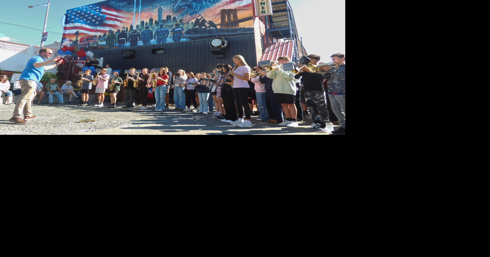 Valley gathers for unveiling of 9/11 remembrance mural