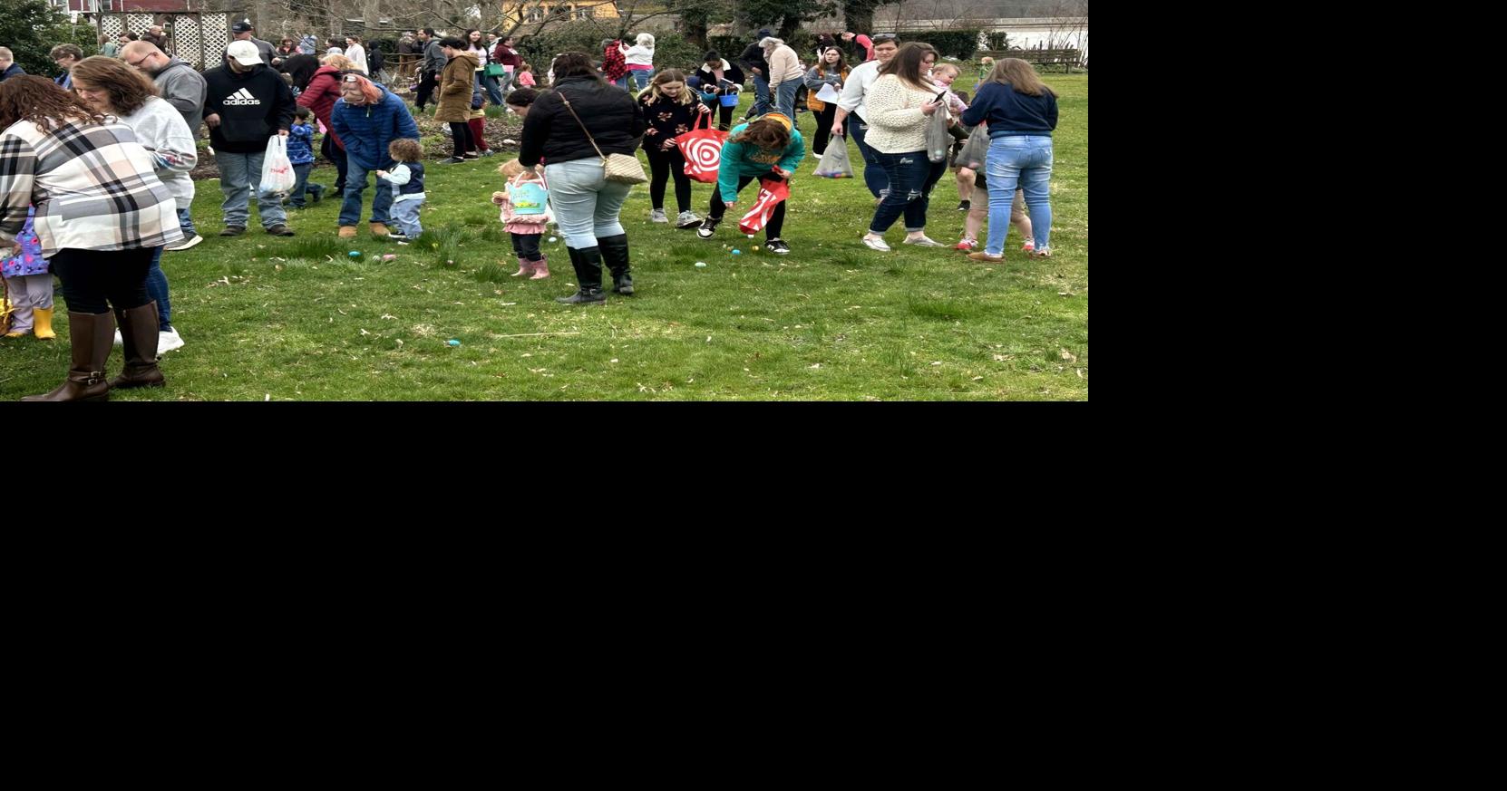 Spalding Memorial Library draws over 150 kids for annual Easter Egg hunt