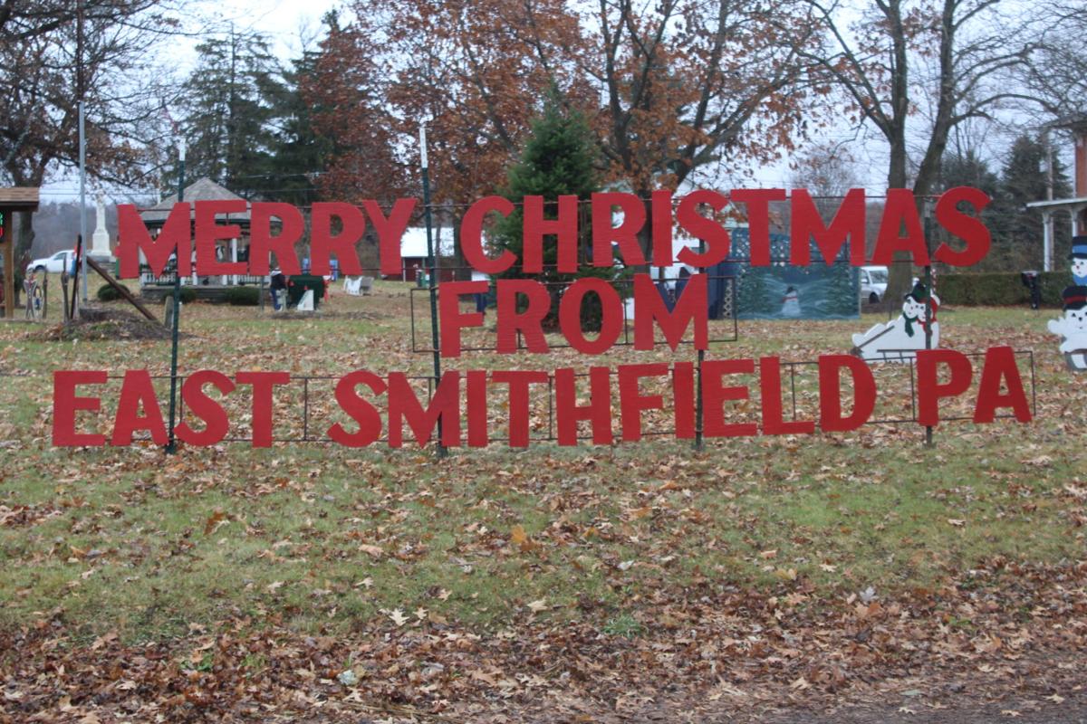 East Smithfield prepares for Lighting of the Green event Local