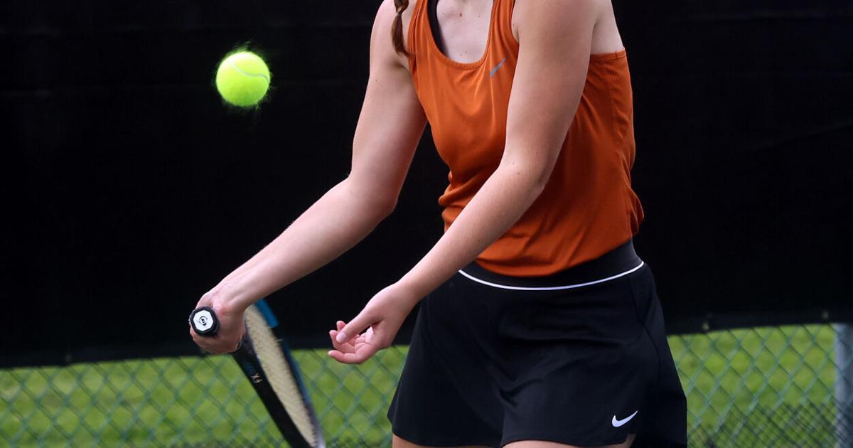 Tennis: Nadia Alderfer vs Wellsboro