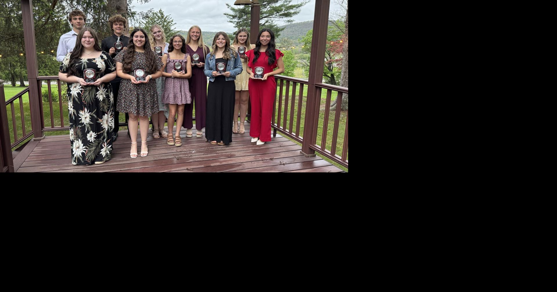 Top 10 banquet celebrates achievement, inspires for the future