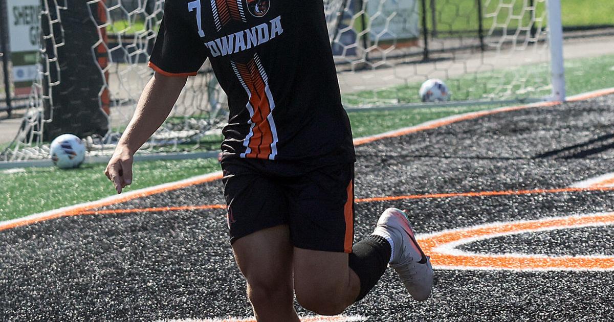 Boys Soccer: Josh Maye vs MCA