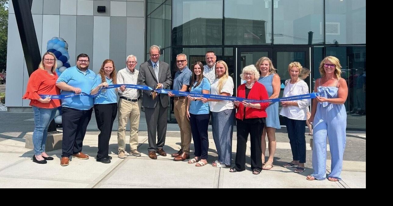 Guthrie Community Credit Union hosts grand opening at new building