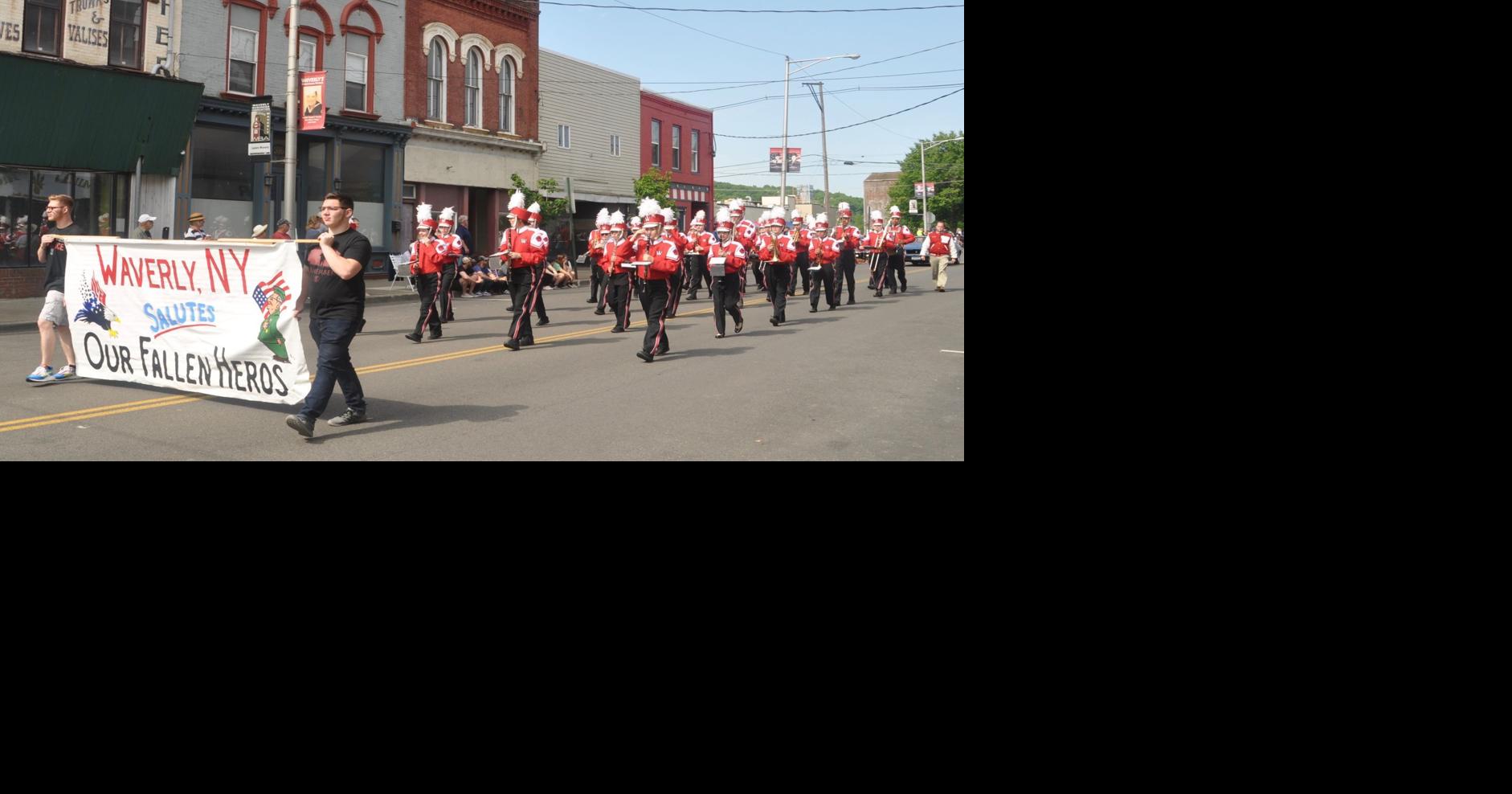 Waverly pays tribute with Memorial Day parade