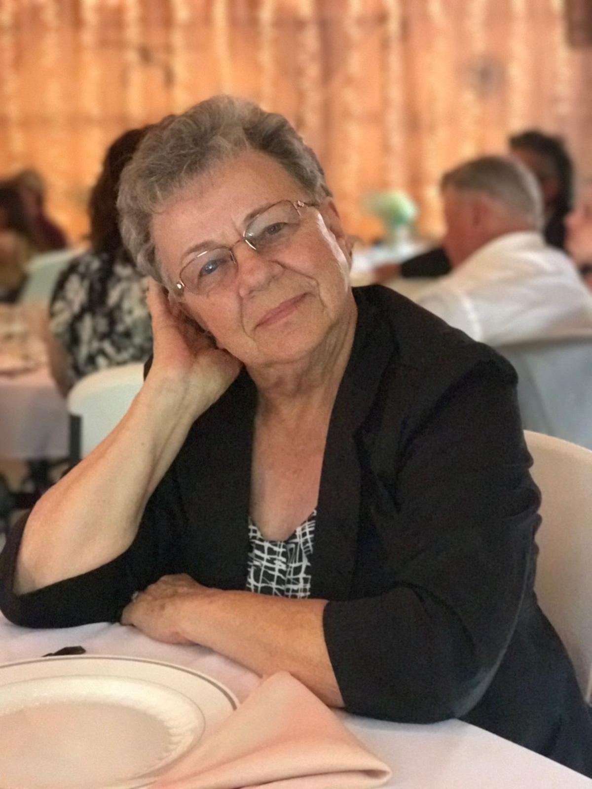 Janet E Logan Obituaries Thedailyreview Com