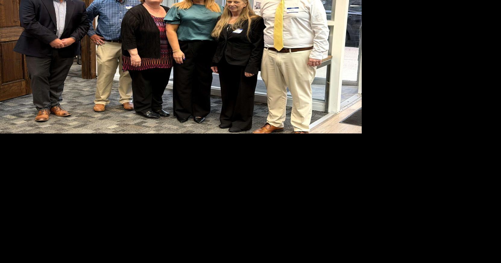 The Daily Review celebrates Main Street re-opening