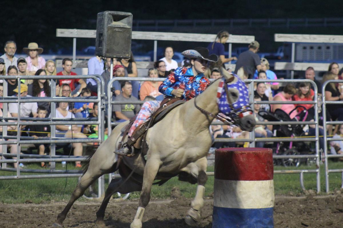 Bullride Mania | Local/Regional | thedailyreview.com Bullride Mania | Local/Regional | thedailyreview.com
