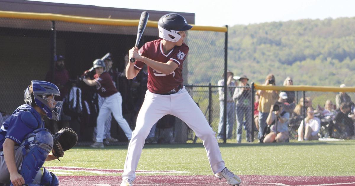 Lo studente di scambio italiano Tono parla di un anno pieno di sport a Davenport |  Sport delle scuole superiori Lo studente di scambio italiano Tono parla di un anno pieno di sport a Davenport |  Sport delle scuole superiori