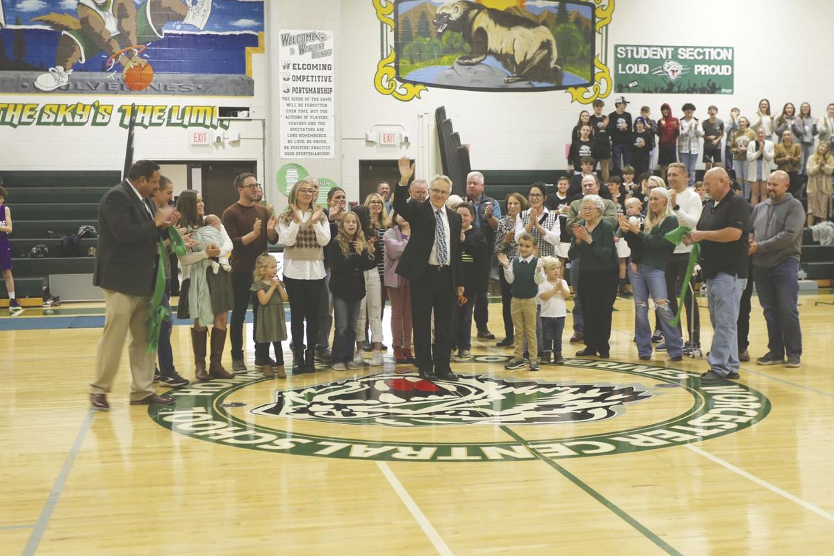 Worcester renames court in honor of coach Kenyon | High School Sports |  thedailystar.com