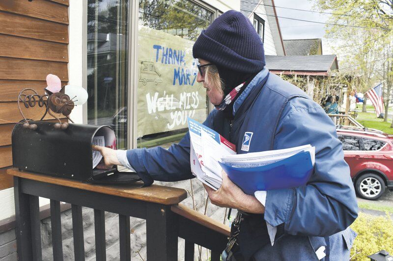 On the Bright Side: Retiring mail carrier gets warm send off