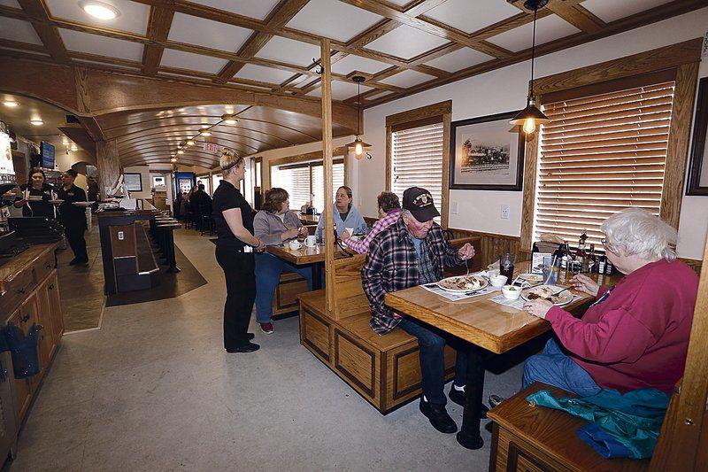 New Owner Re Opens Renovated Chestnut Street Diner Local News Thedailystar Com