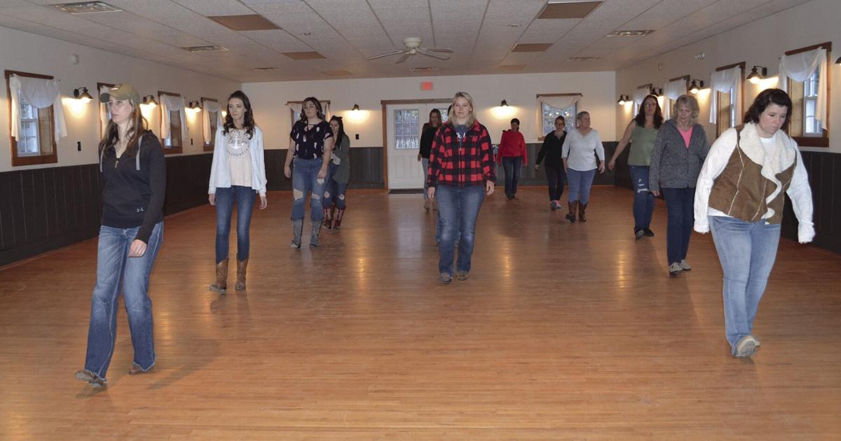 Lifestyle: Line dancing is making a big comeback | News | thedailystar.com