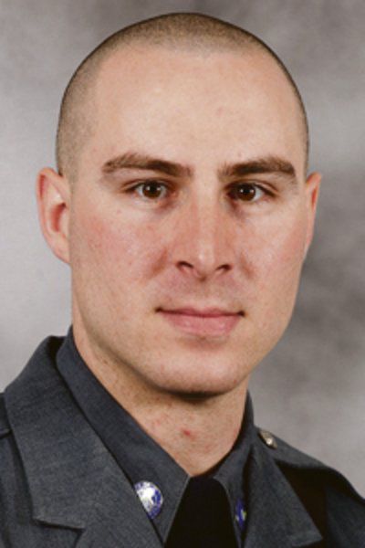 Campus Officers Recognized For Helping Student In Distress Local News Thedailystar