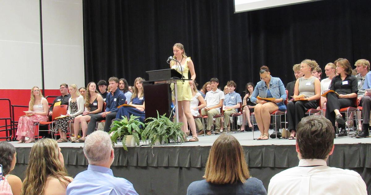 College-bound students thank donors of Dollars for Scholars