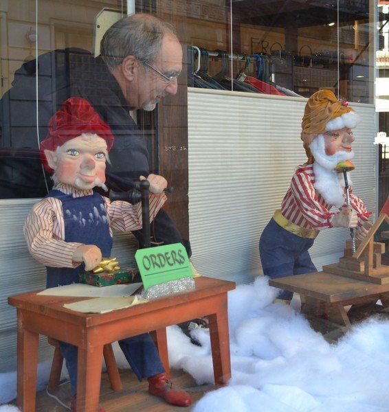 1940s-era figures back on display